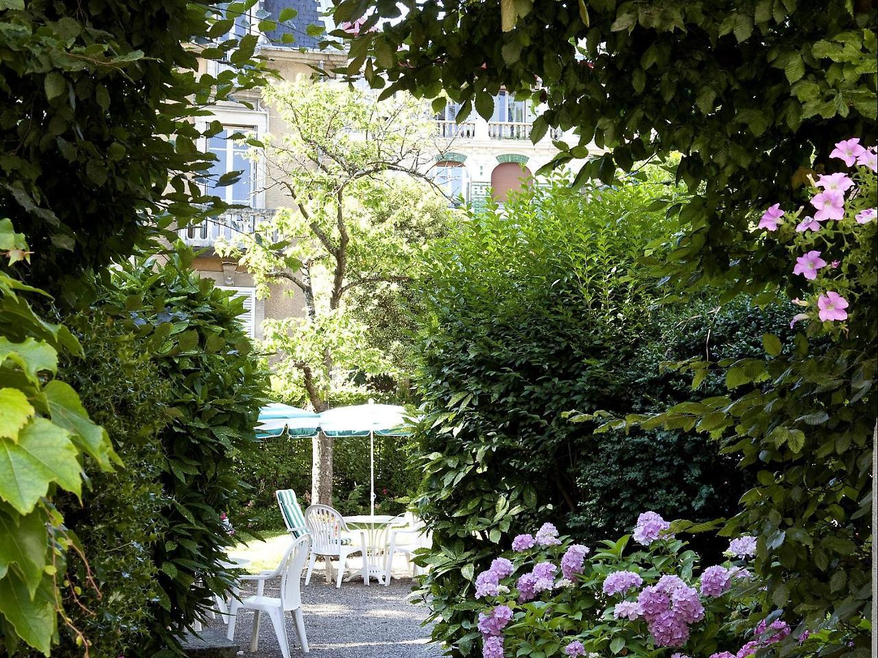 Logis Hotel Royal Saint-Mart 호와야 외부 사진