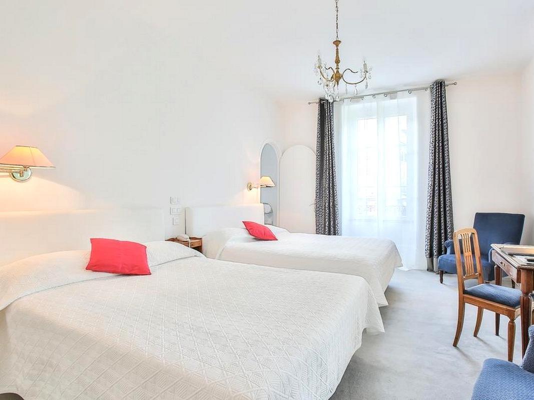 Logis Hotel Royal Saint-Mart 호와야 외부 사진